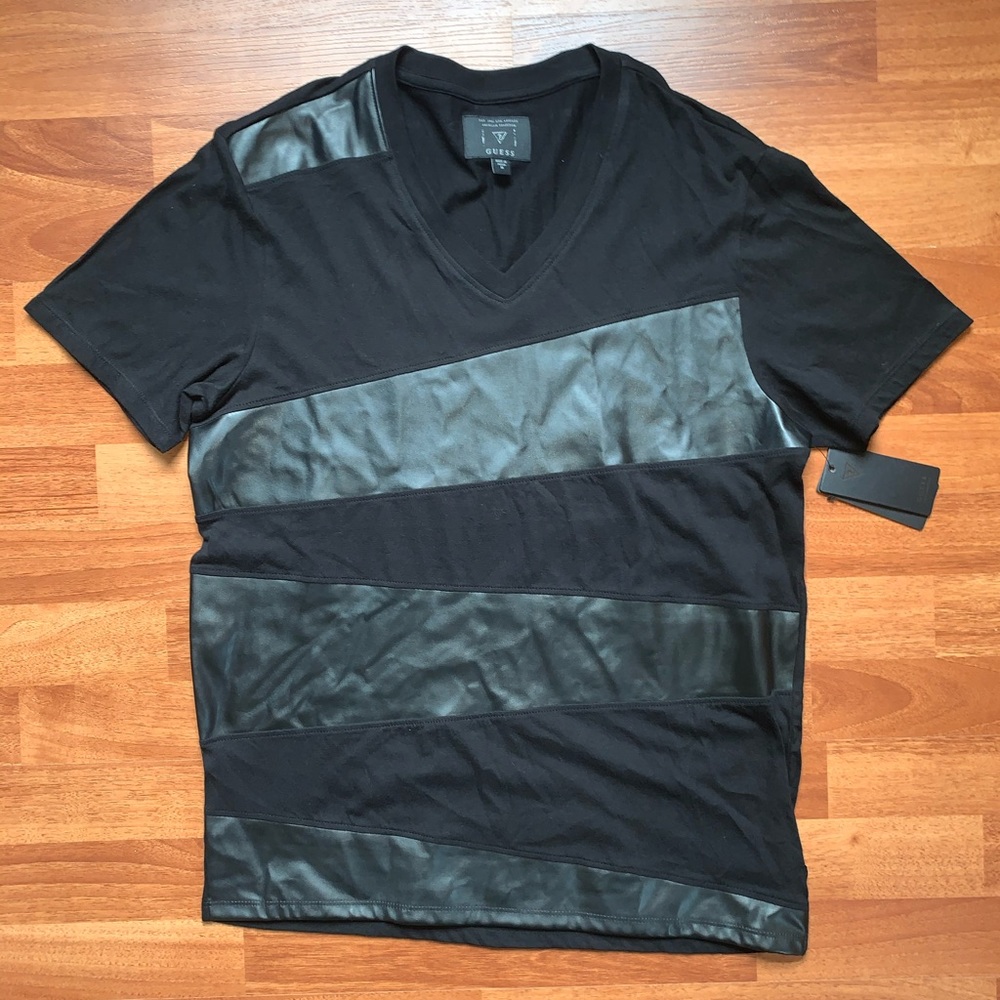 Men’s leather patched T shirt
